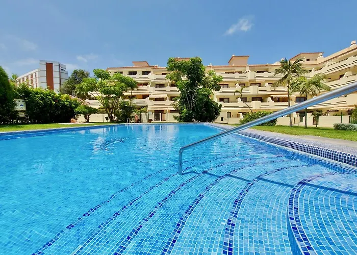 Pool Sunset Apartment