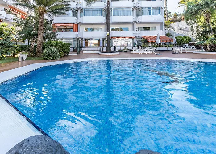 Charming Apt Puerto Cruz, Terrace & Pool Access