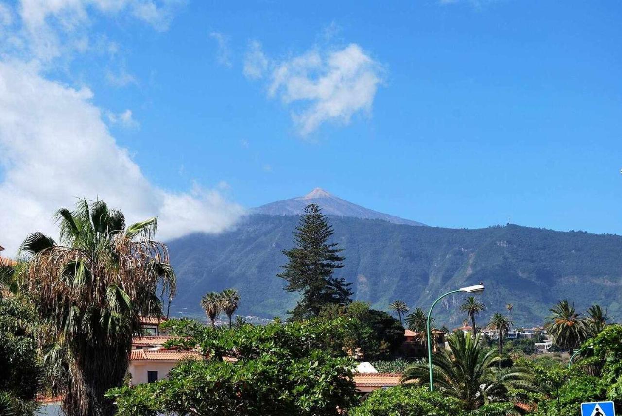 Apartamento Con Terraza Y Piscina C * Puerto de la Cruz (Tenerife)