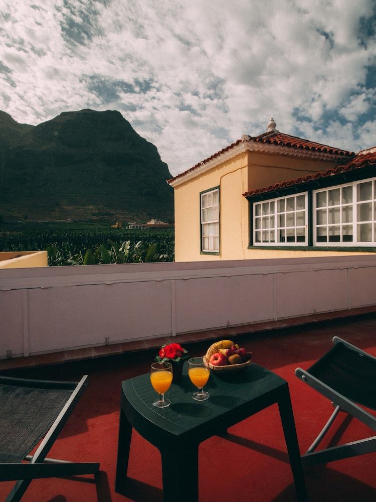 Casamarilla Hotel 2*