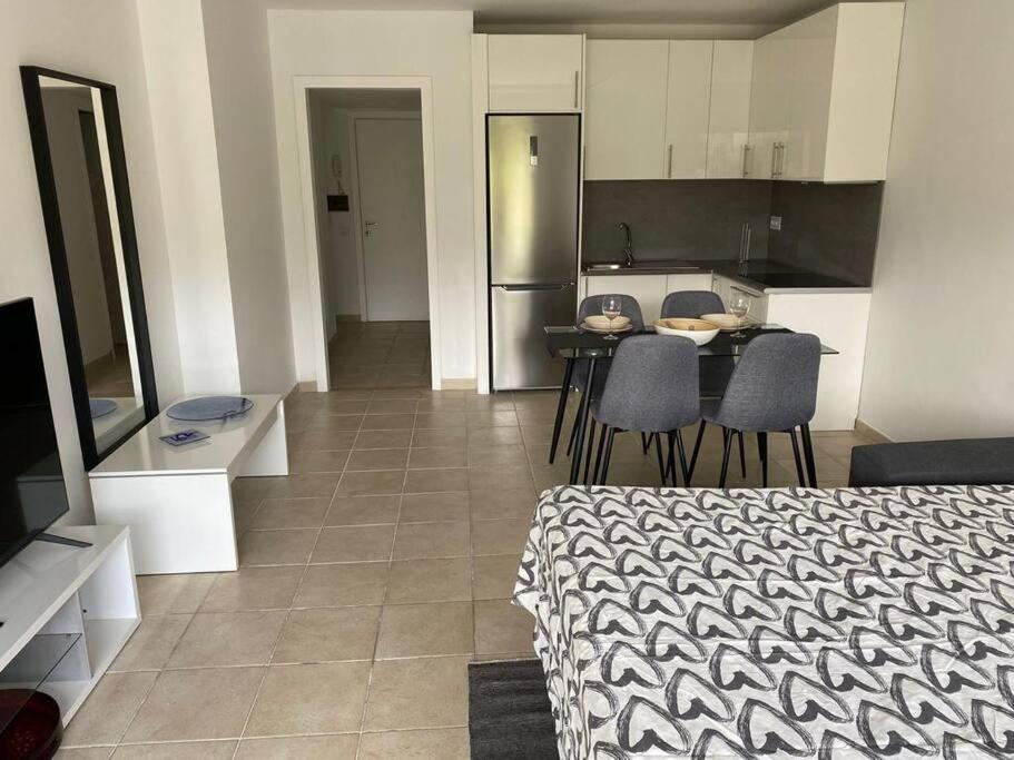 Precioso Y Amplio Estudio En Plaza Del Charco Apartamento *