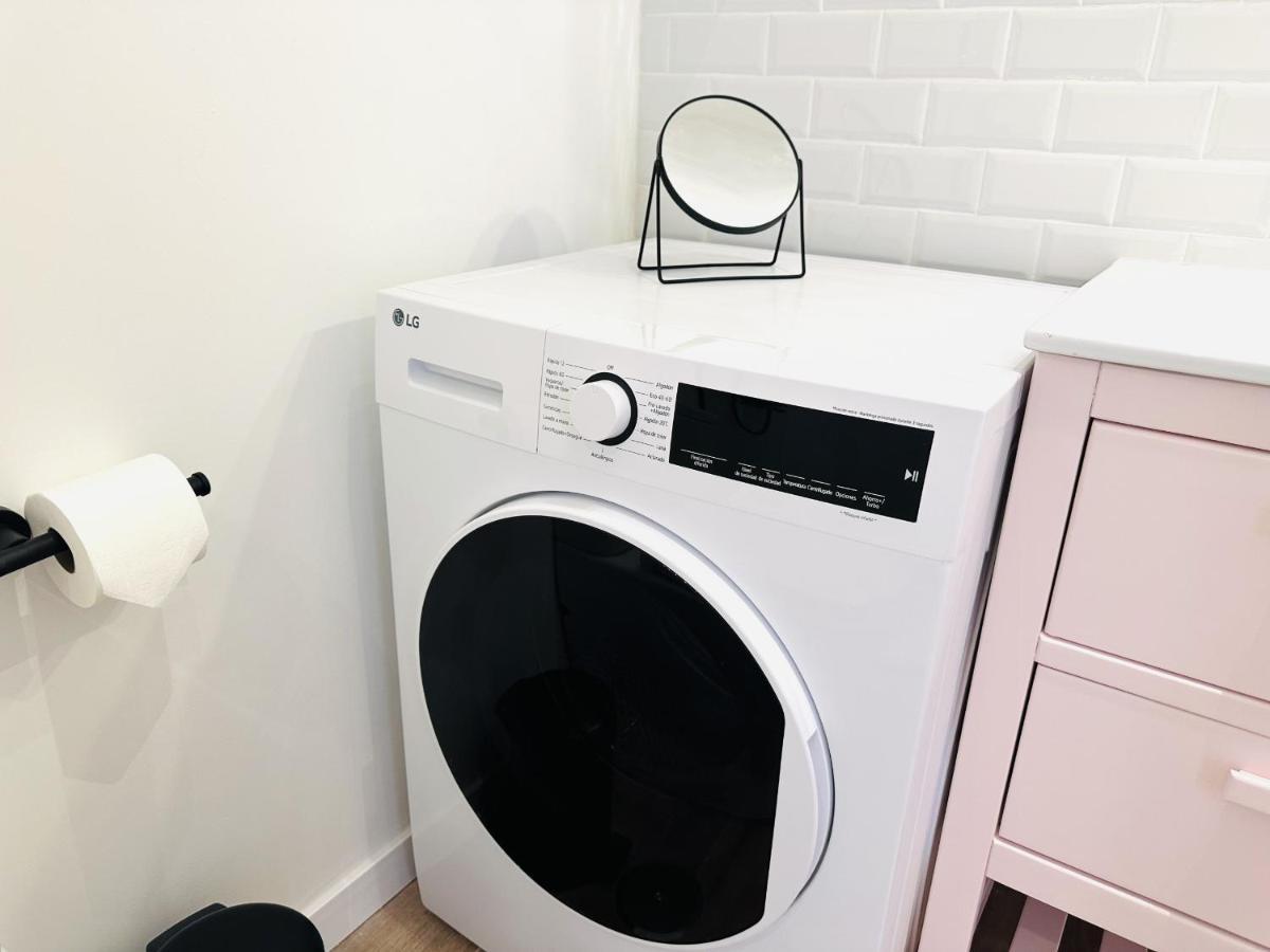 Pink Alta With Pool Apartment