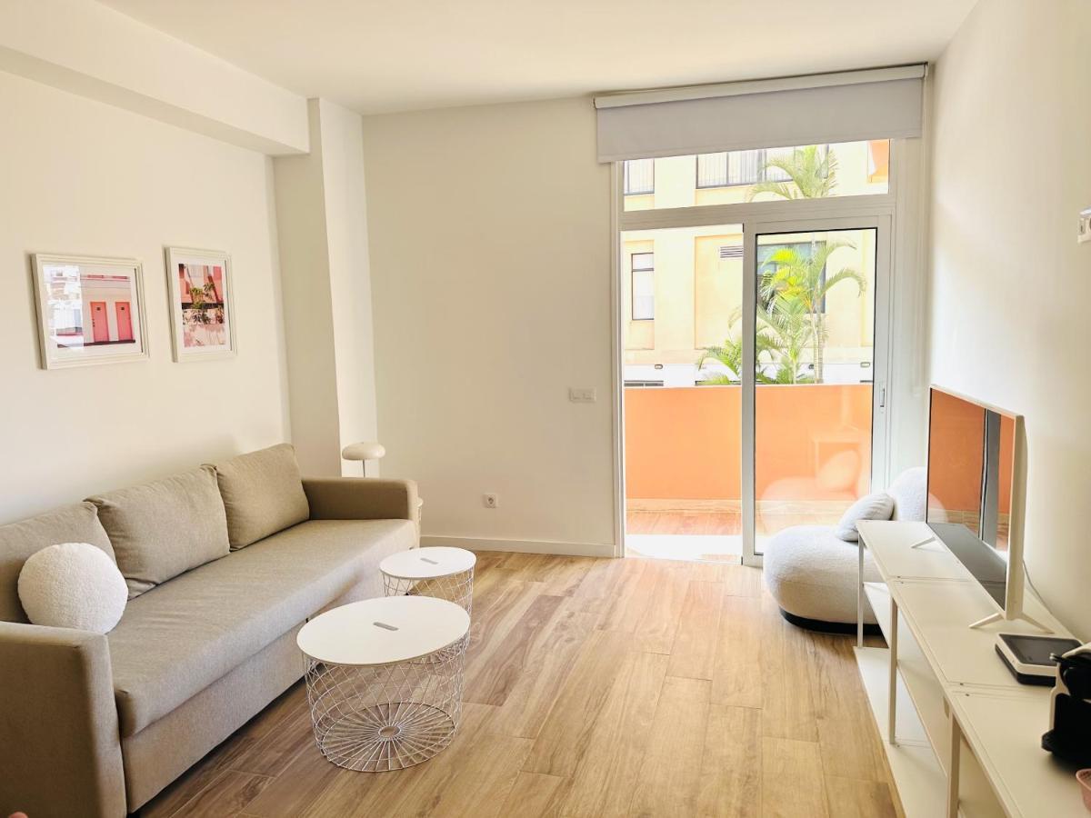 Pink Alta With Pool Apartment