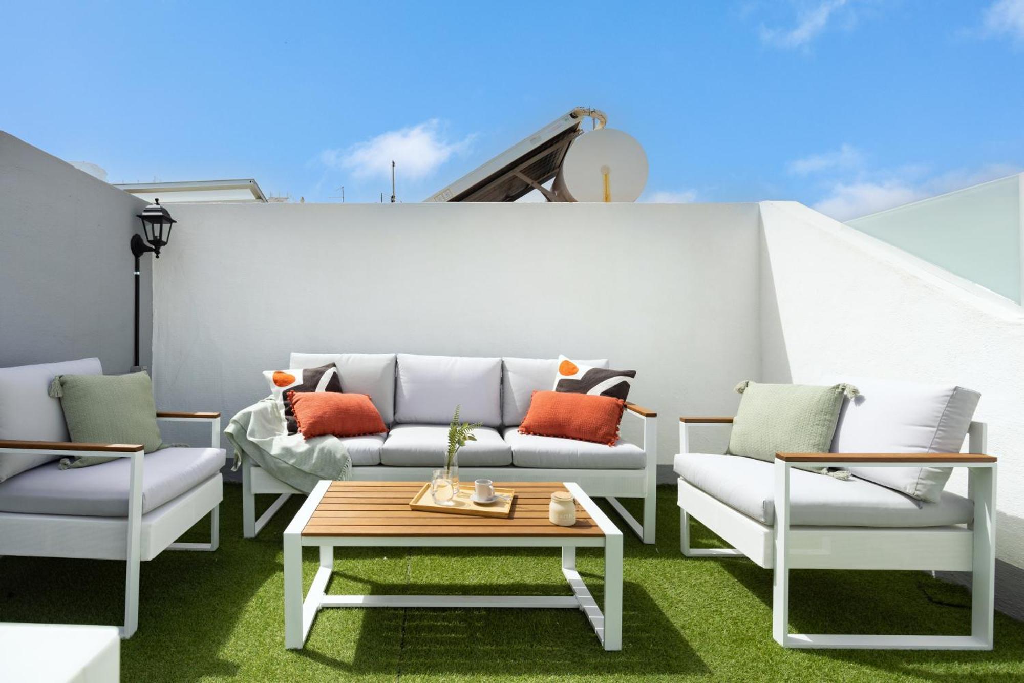 Casacharco - New Design & Spacious, In Historic Heart Of Puerto Puerto de la Cruz (Tenerife)