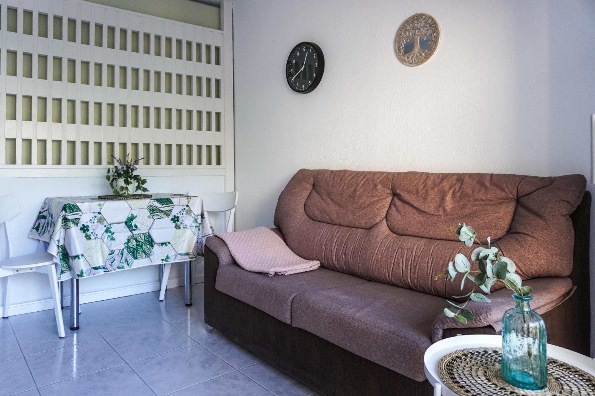 Apartamento Modern Close To The With Pool *