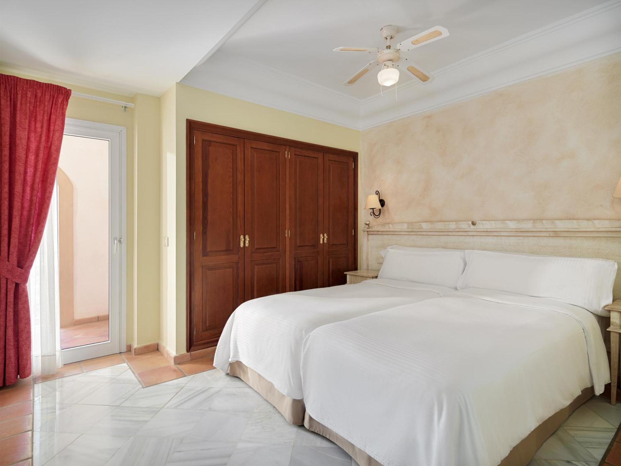 Hotel Aguilas Tenerife, Affiliated By Melia