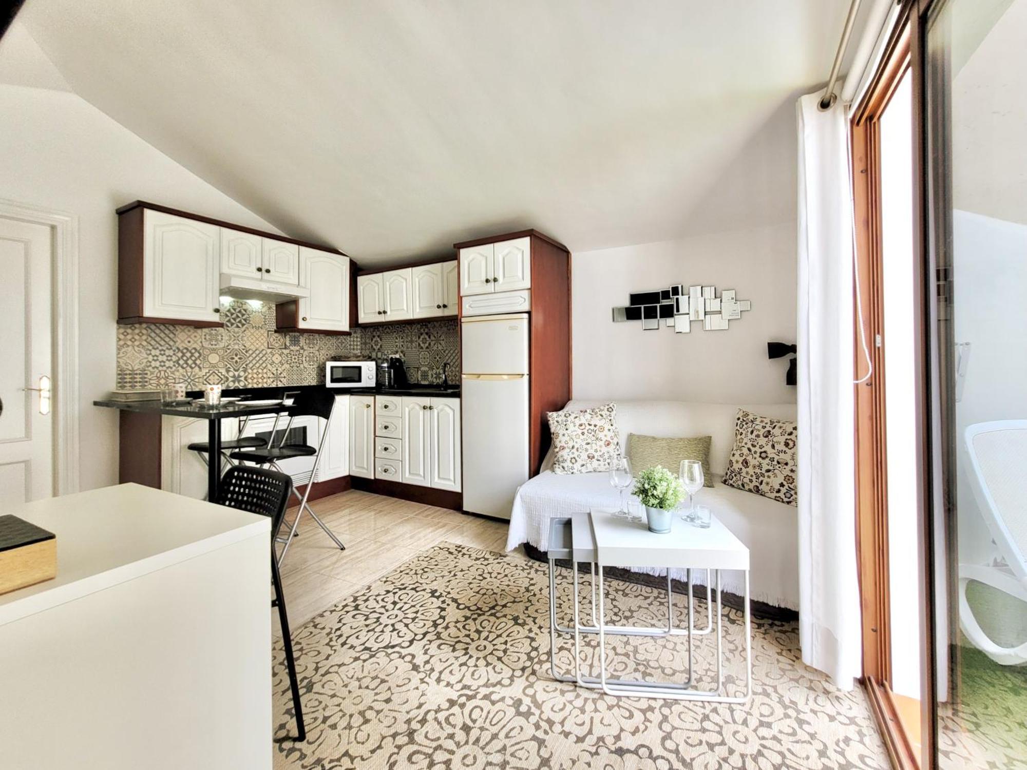 Miranda Penthouse Ad With Free Parking Apartment *