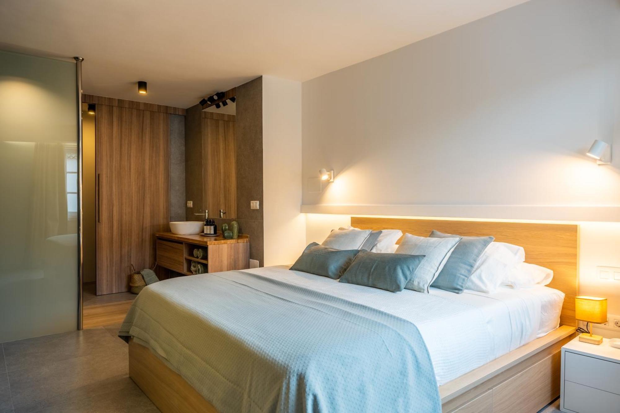 Apartment El Drago Loft: & - New