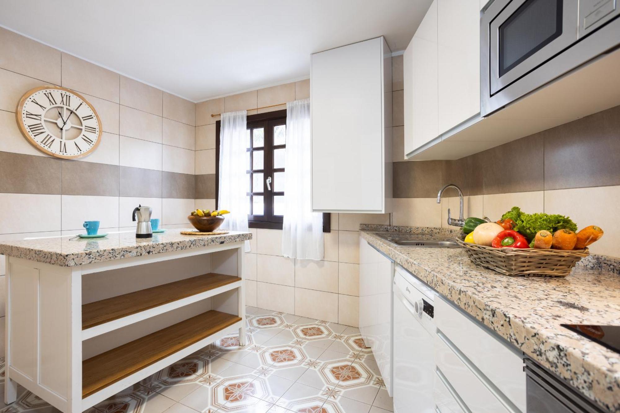 Okstay Bencomo 50 M From The Apartment *