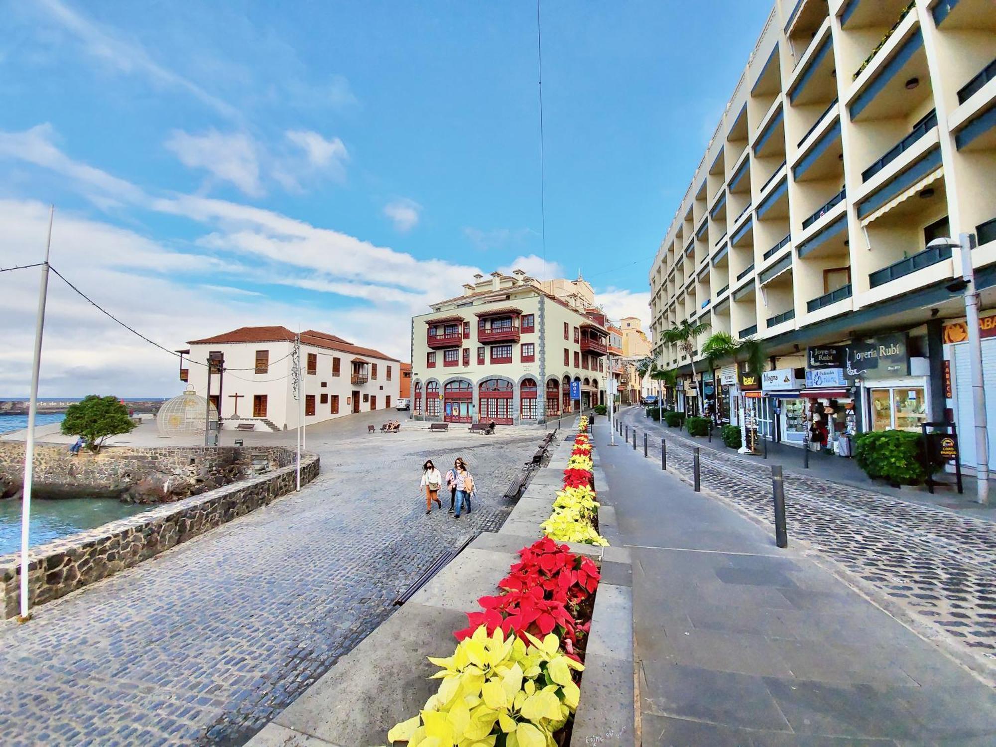 Marina Infinity View Apartment *