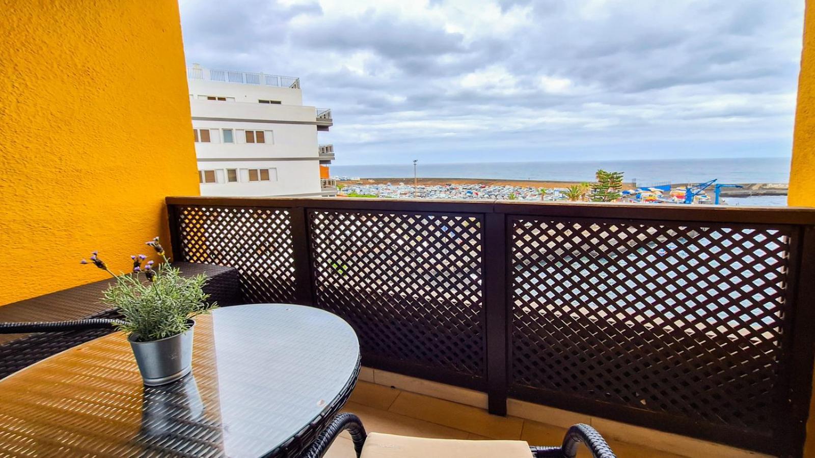 With Balcony And Sea View *