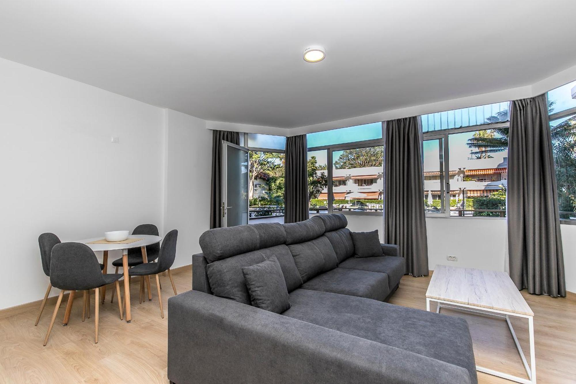 Charming Puerto Cruz, Terrace & Pool Access * Puerto de la Cruz (Tenerife)