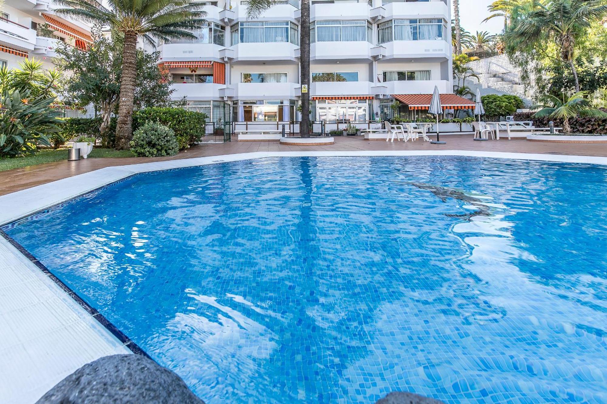 Charming Puerto Cruz, Terrace & Pool Access