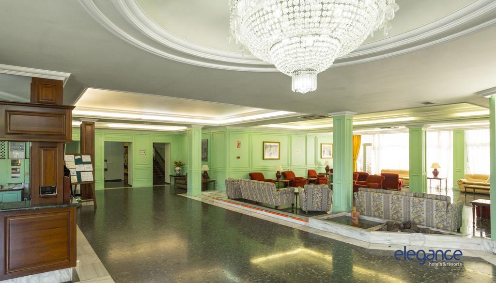 Hotelli Elegance Miramar 3*