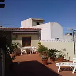 Apartement In Punta Brava Mit Kleiner Terrasse Zum Innenhof