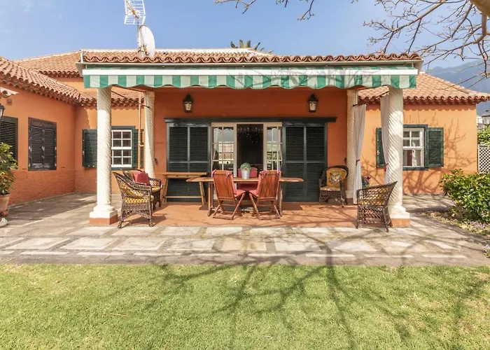 Rural House Los Orovales With Terrace And Parking