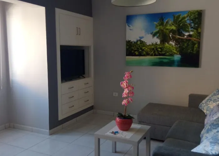 Casa Victoria, Playa Chica