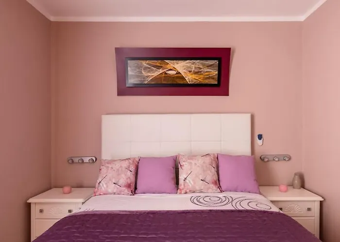 Martianez Playa: Coastal Location