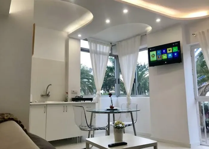 Apartment Avenida Familia De Betancourt Y Molina