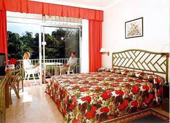 Parque Vacacional Eden Resort 4*