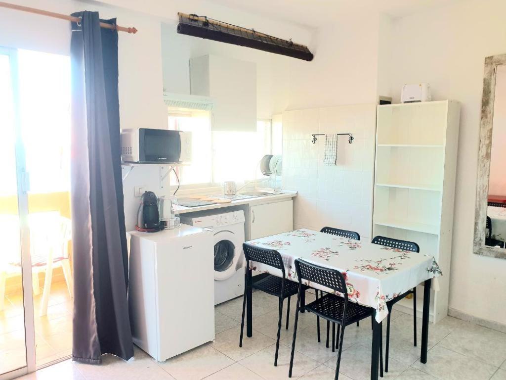 Aparthotel Alfa Omega *