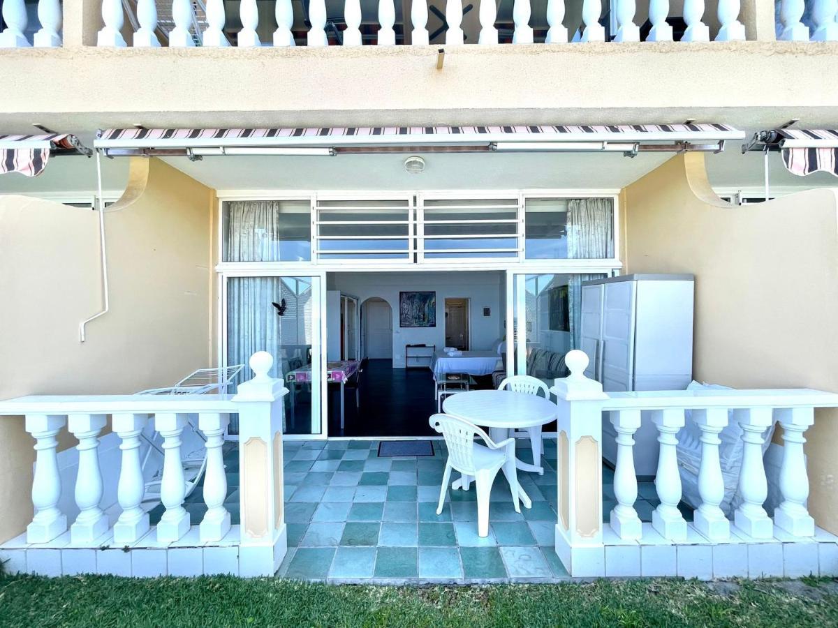 Studio With Direct View Of The Atlantic, Heated Pool, Wifi, 250 Meters To The Beach Apartment Puerto de la Cruz (Tenerife)