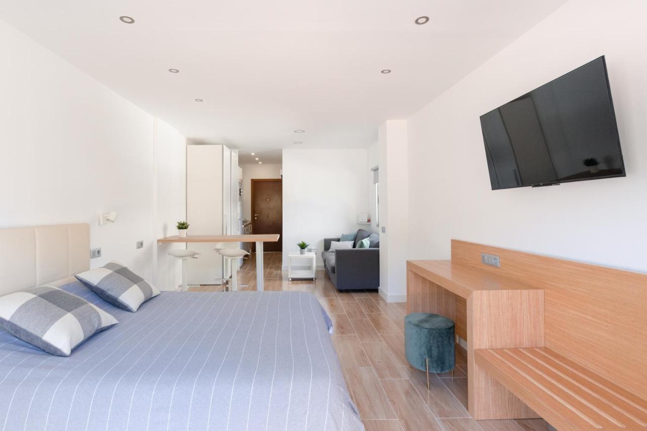 Apartment Palmeras Playa Studio: Pools, Beach, Sun & Shore Puerto de la Cruz (Tenerife)