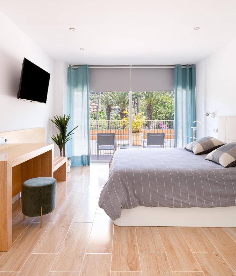 Palmeras Playa Studio: Pools, Beach, Sun & Shore Puerto de la Cruz (Tenerife)