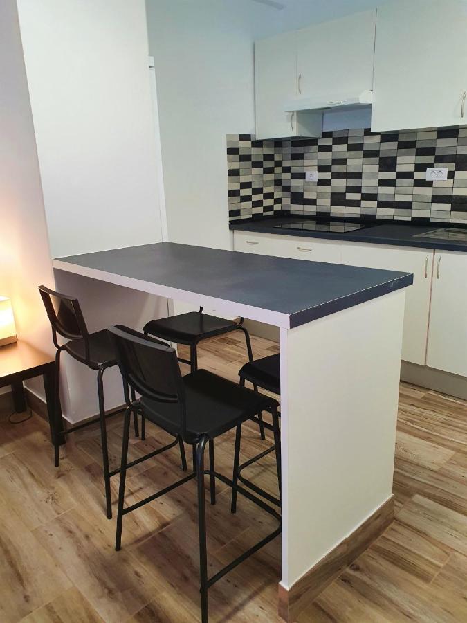 1bedroom Wifi 500mbs & Pool Apartment *
