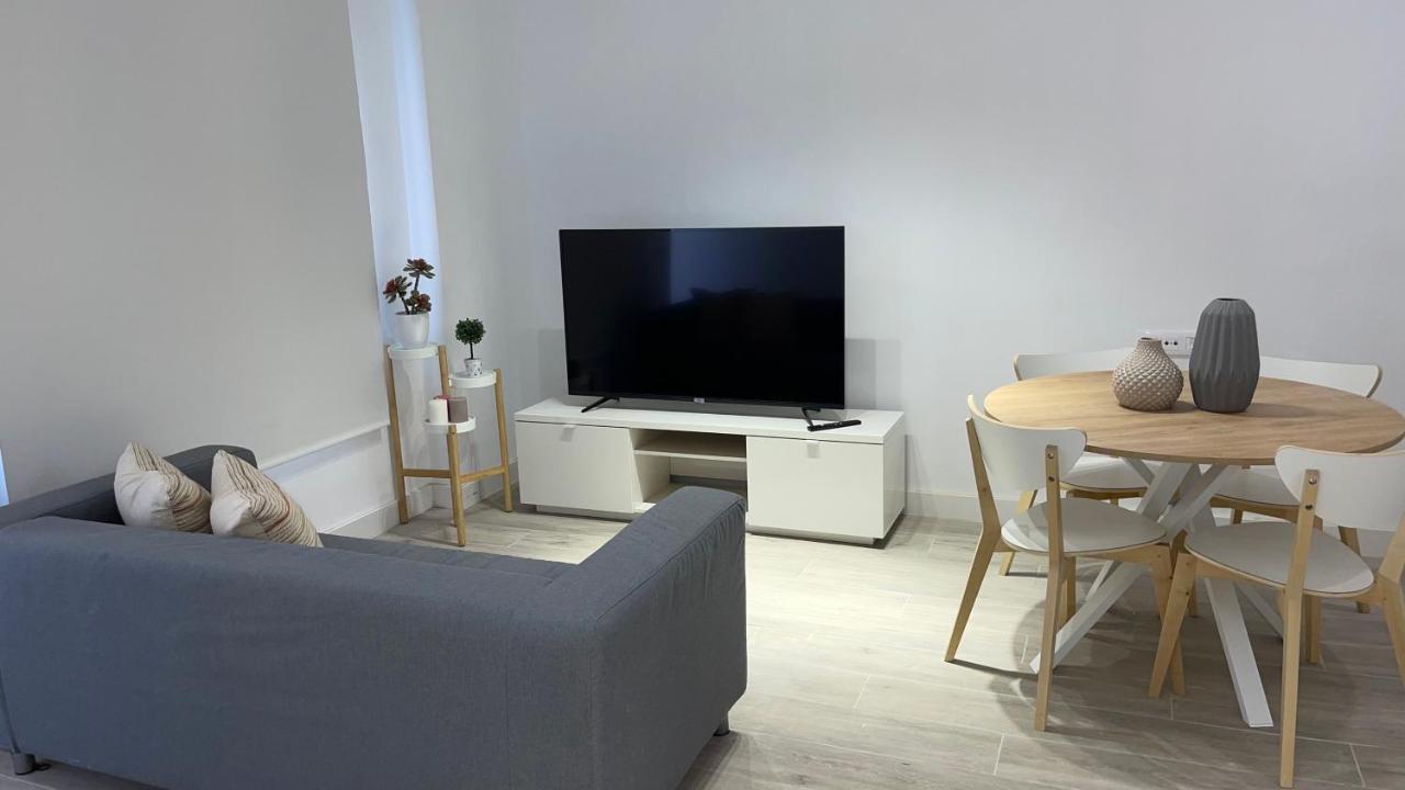 A 50 Metros De La Plaza Del Charco, Appartement *
