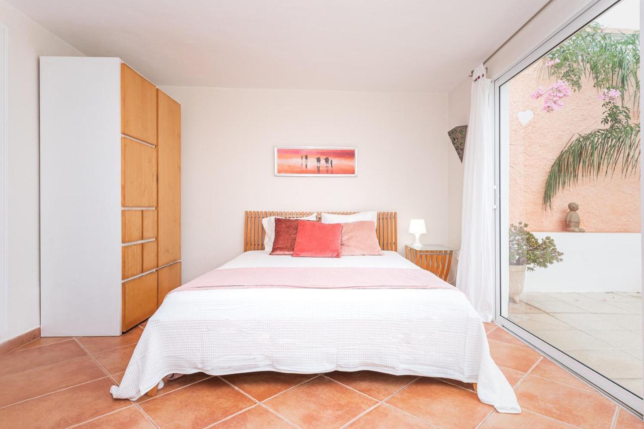 Huoneisto 'bloom' Peaceful Beachside Bungalow *