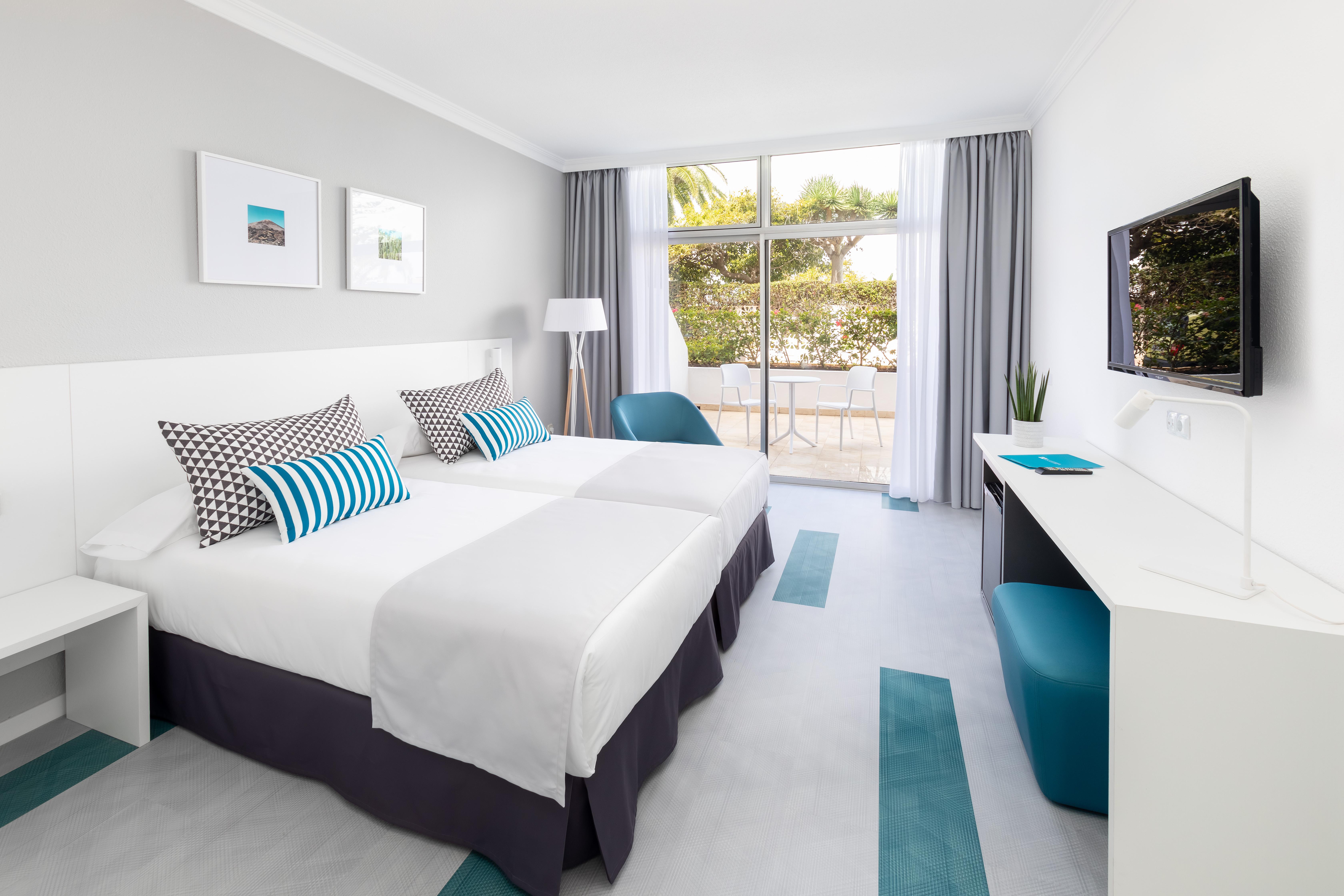 Bluesea Interpalace Hotel 4*