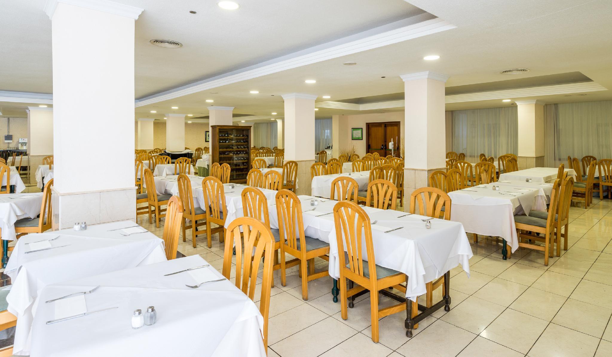 Bluesea Interpalace Hotel