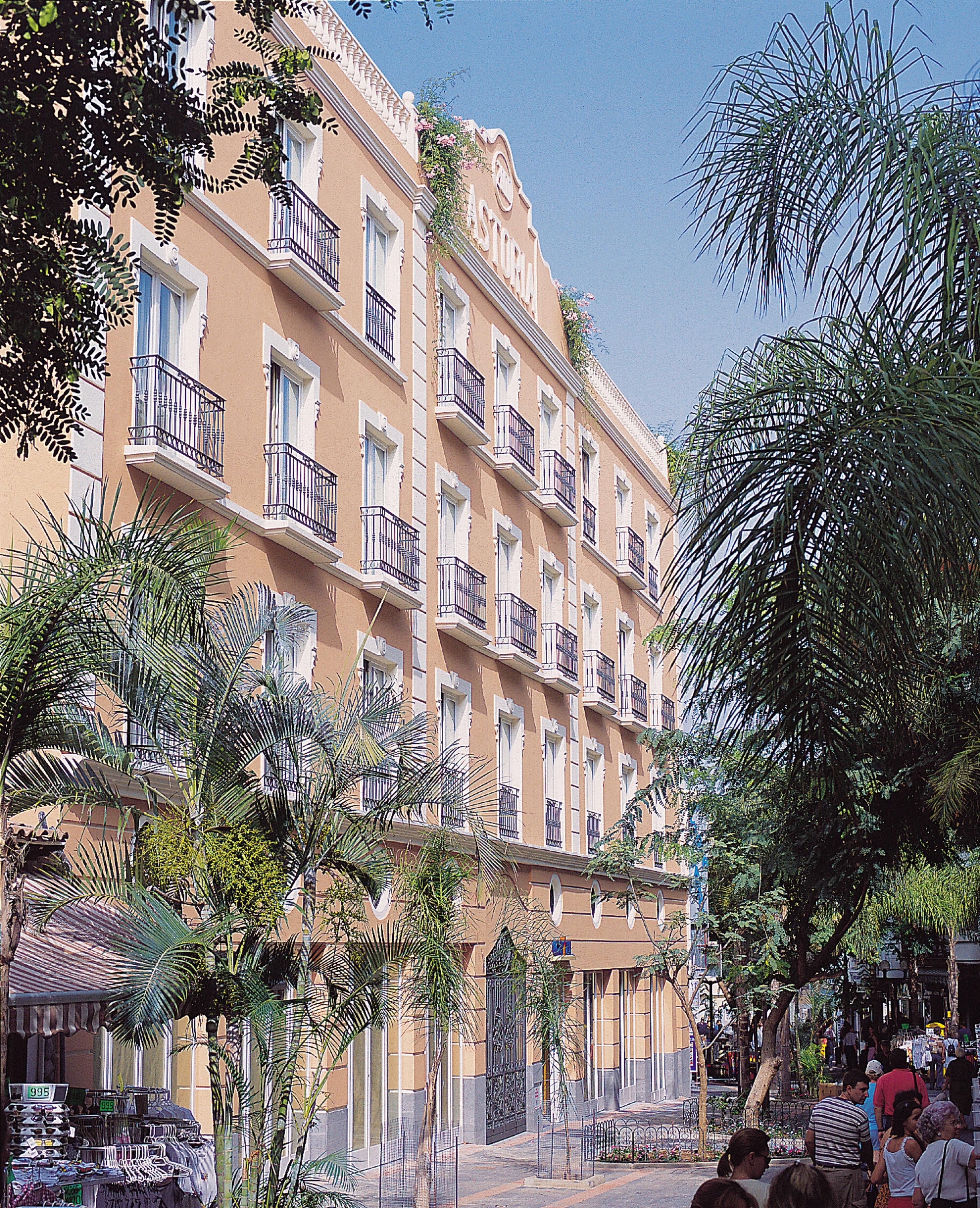 Khách sạn Rf Astoria - Adults Only