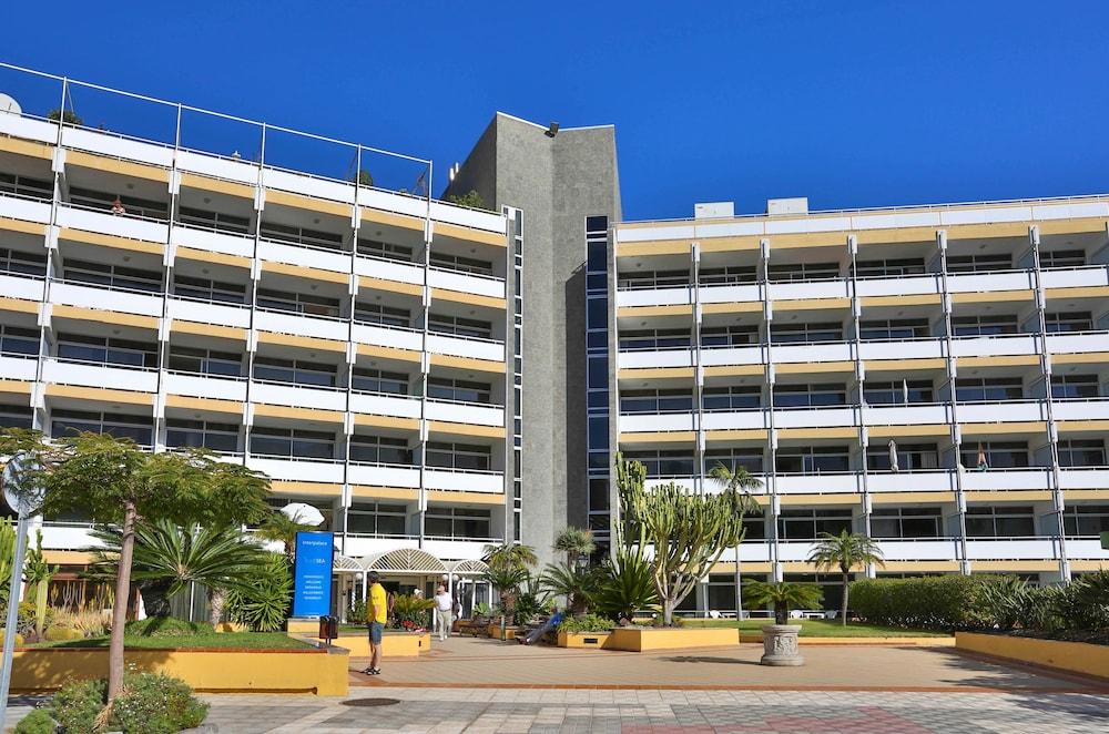 Bluesea Interpalace Hotel