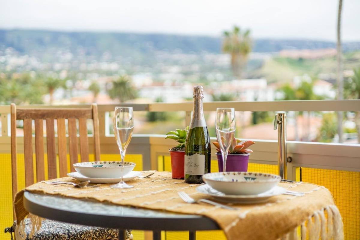 Salamander Vacational With Balcony And Fantastic Views Huoneisto *