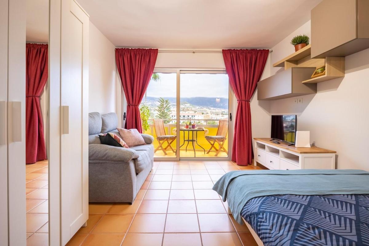 Salamander Vacational With Balcony And Fantastic Views Huoneisto