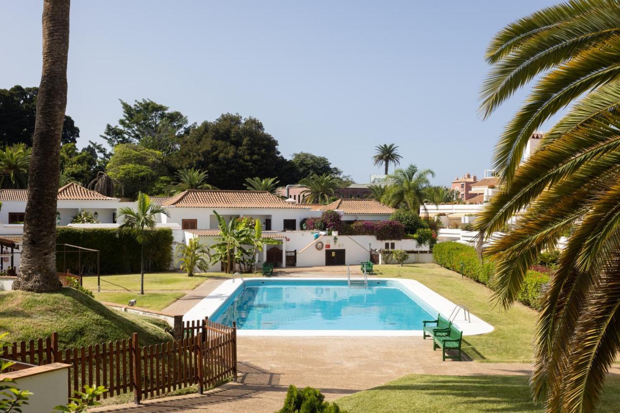 With Private Garden Apartment *