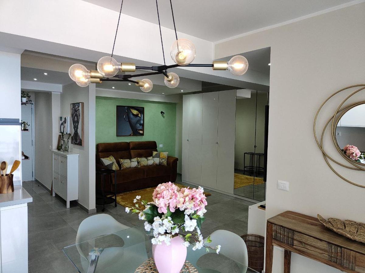 Apartment Le Terrazze 11 *