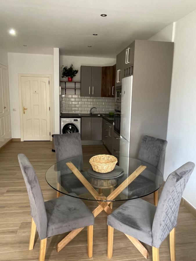Apartment Top Terrassen Wohnungen, Direkt Am Strand, Beheizter Pool, Wifi Free, Free Parking *
