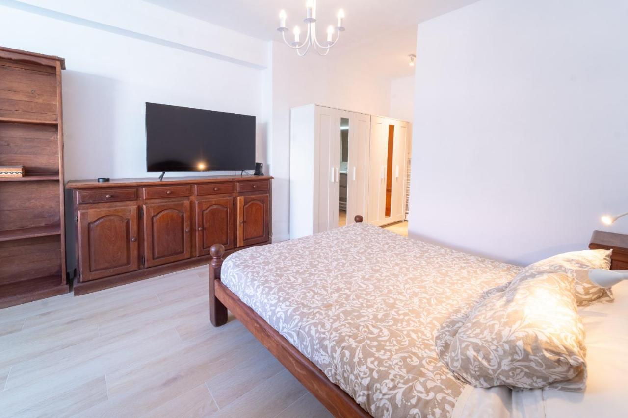 Eden Port 5th Avenue Apartment