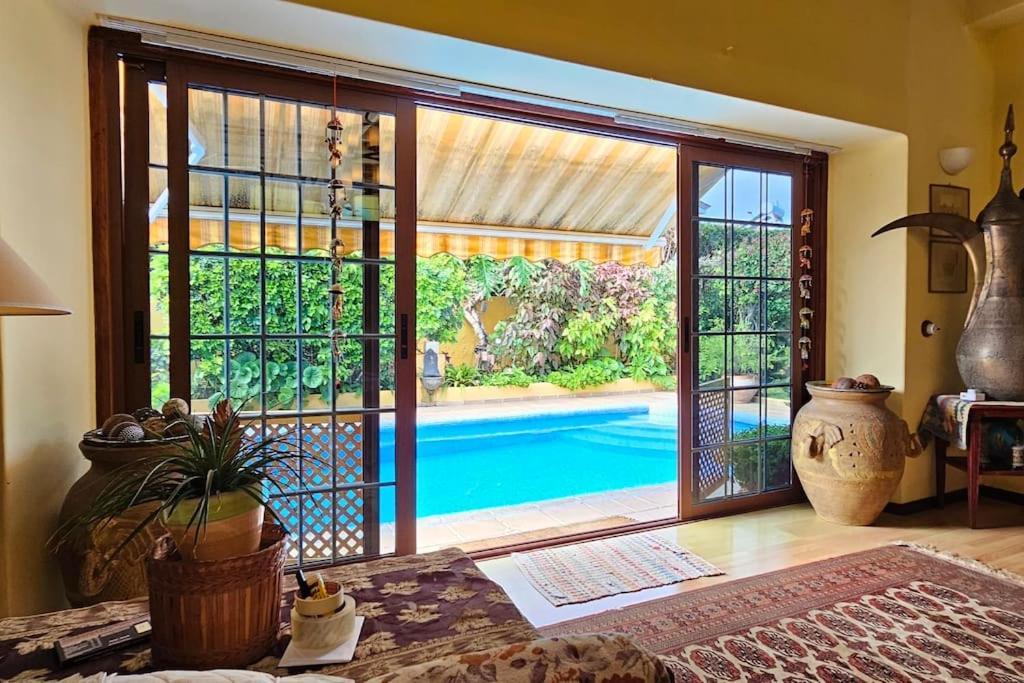 Villa La Paz 2 *