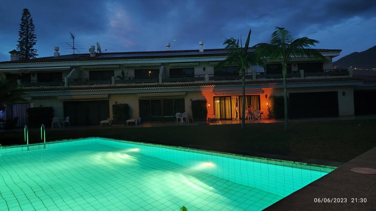 Elegant And Peaceful Aparments With Pool And Garden Puerto de la Cruz (Tenerife)