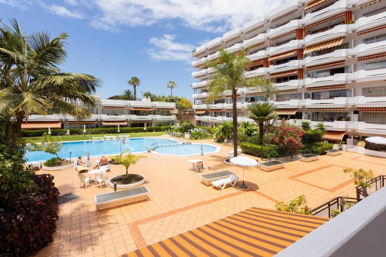 Eden White Molino Paradise Apartment