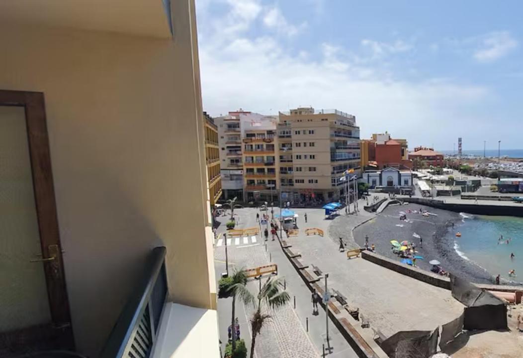 Carmen Aptos Tosca Puerto de la Cruz (Tenerife)