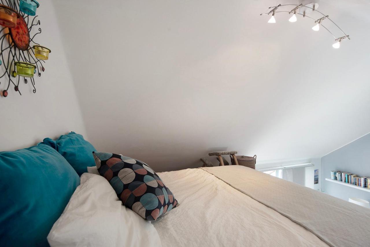 Huoneisto Atico Sunset Loft Terraza Y Piscina *