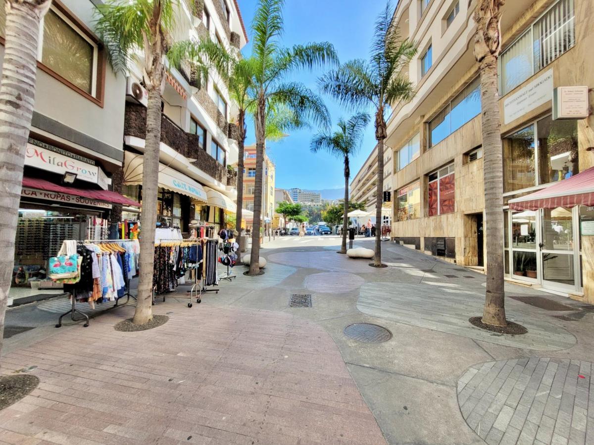 Buenavista - Adults Only - *