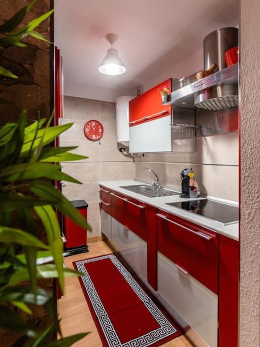 Apartment Martianez Playa: Coastal Location *