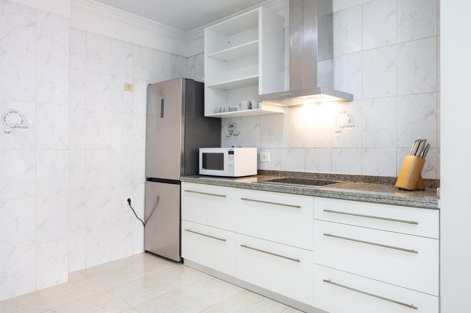 New Bright And Central With 2 Bedrooms Apartment