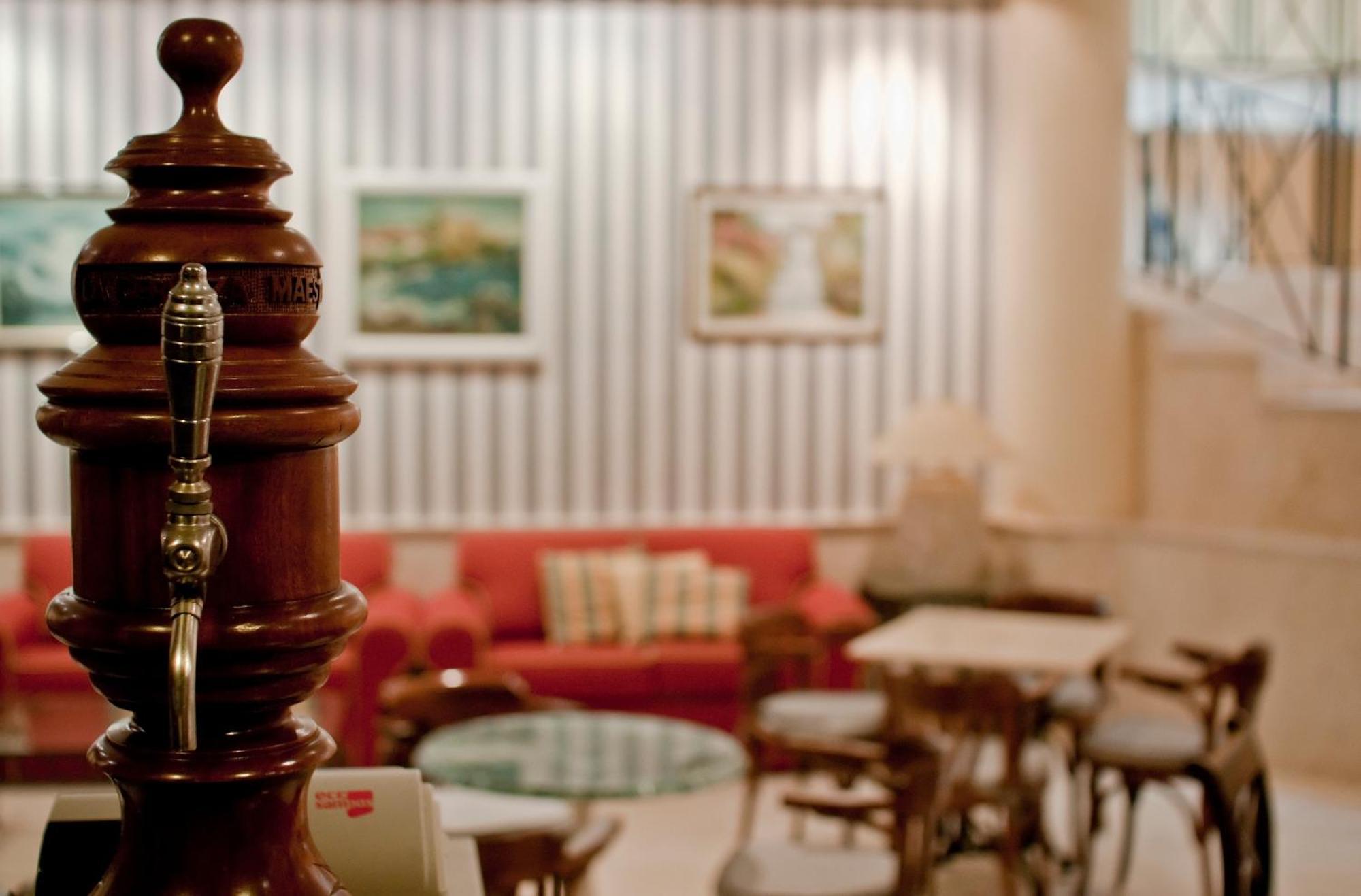 Khách sạn Rf Astoria - Adults Only